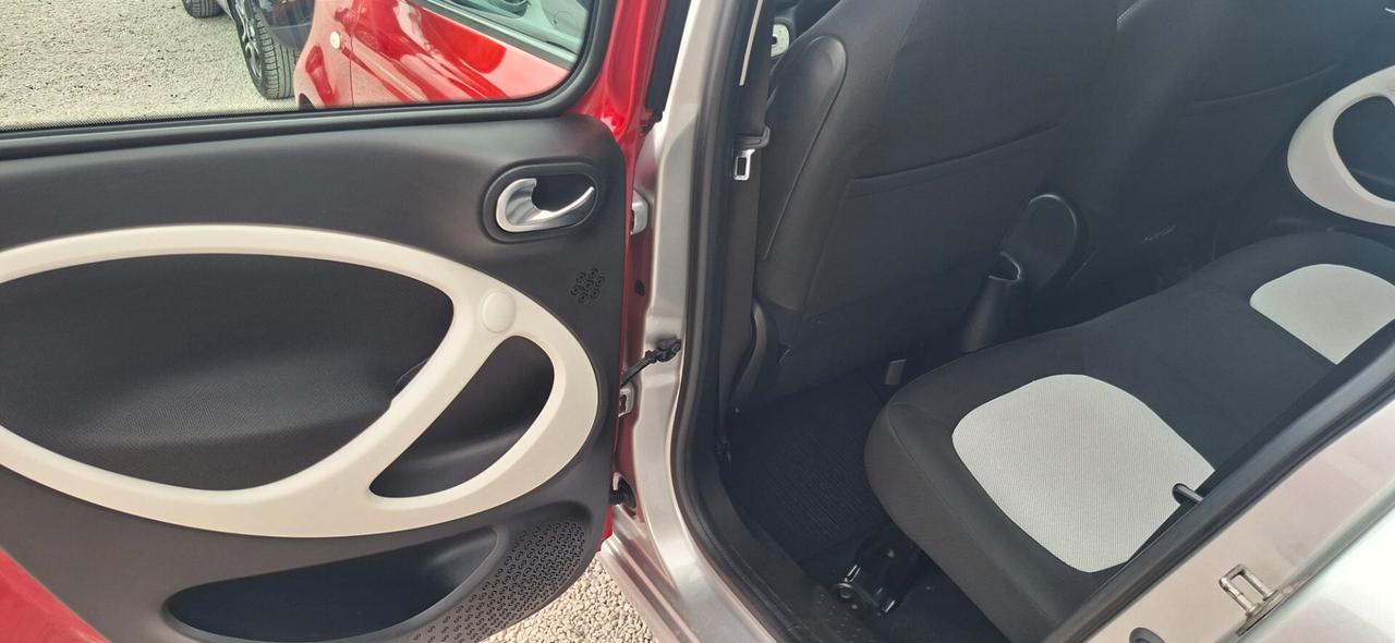Smart ForFour 70 1.0 Passion