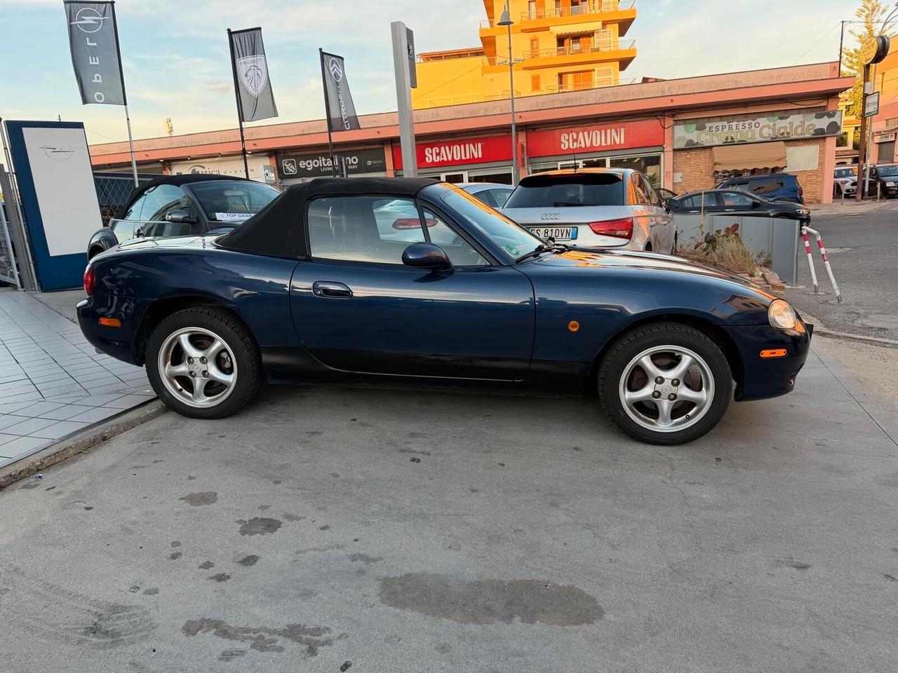 Mazda MX-5 1.6i 16V cat