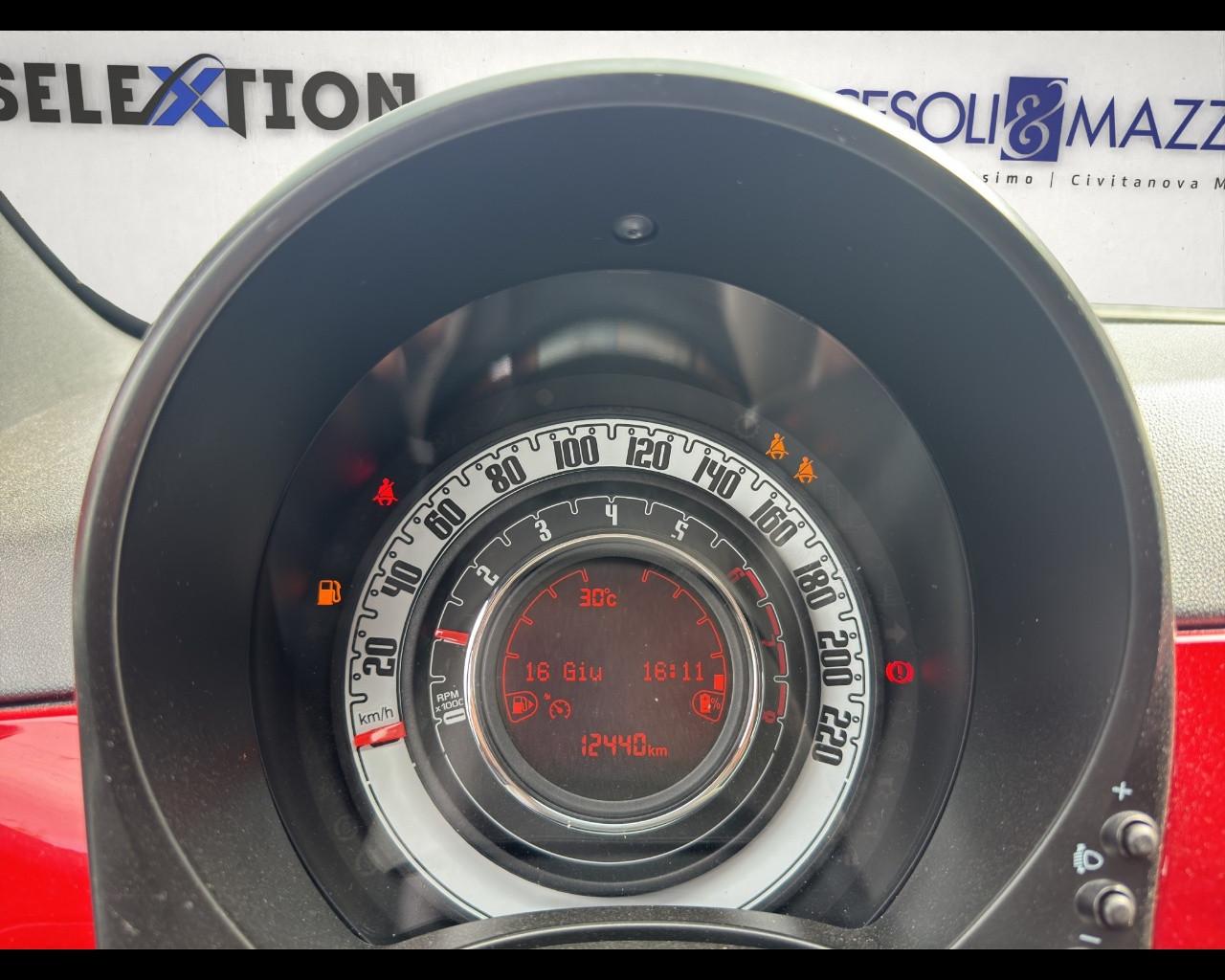FIAT 500 (2015-2024) - 500 C 1.0 Hybrid Dolcevita
