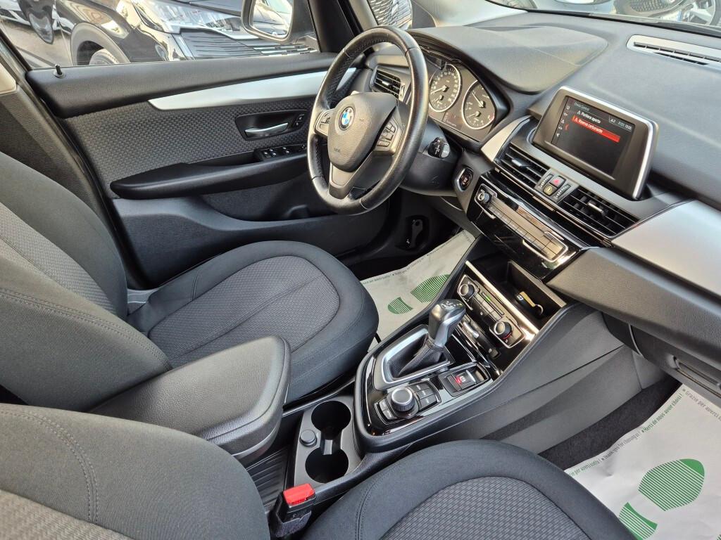 Bmw Active Tourer 218d Advantage Automatic