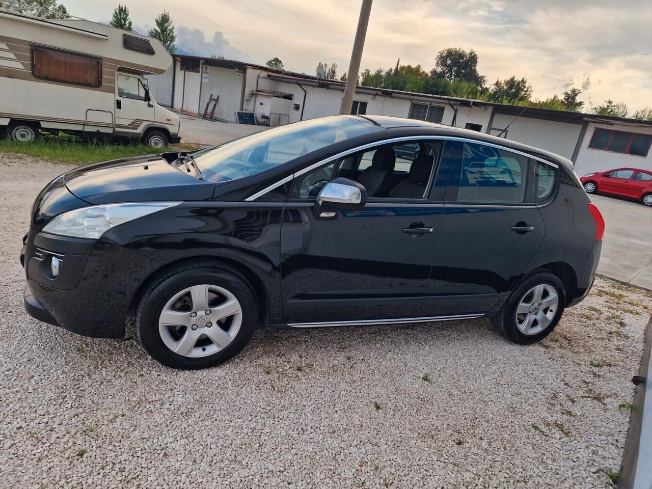 Peugeot 3008 2.0 HDi 150CV Business