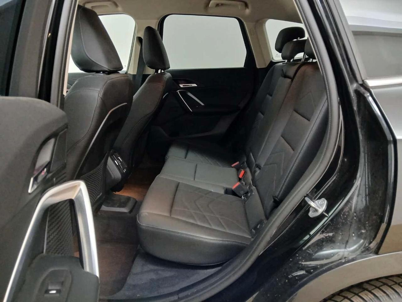 Bmw X1 18d xLine PELLE_NAVI_FULL LED_HEAD-UP_360° Camera