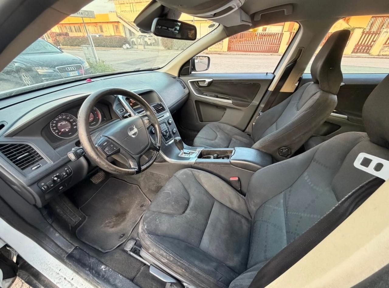 Volvo XC 60 XC60 D5 AWD Geartronic Kinetic