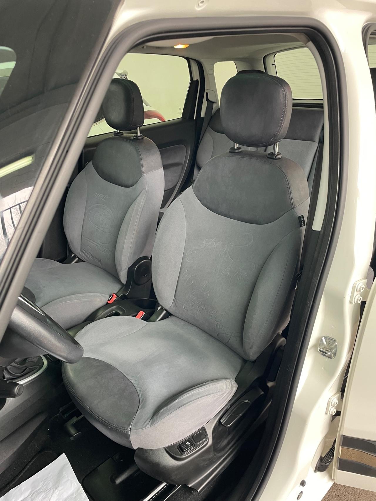 Fiat 500L 1.6 Multijet 105 CV Lounge tetto nav sensori ecc dal nord