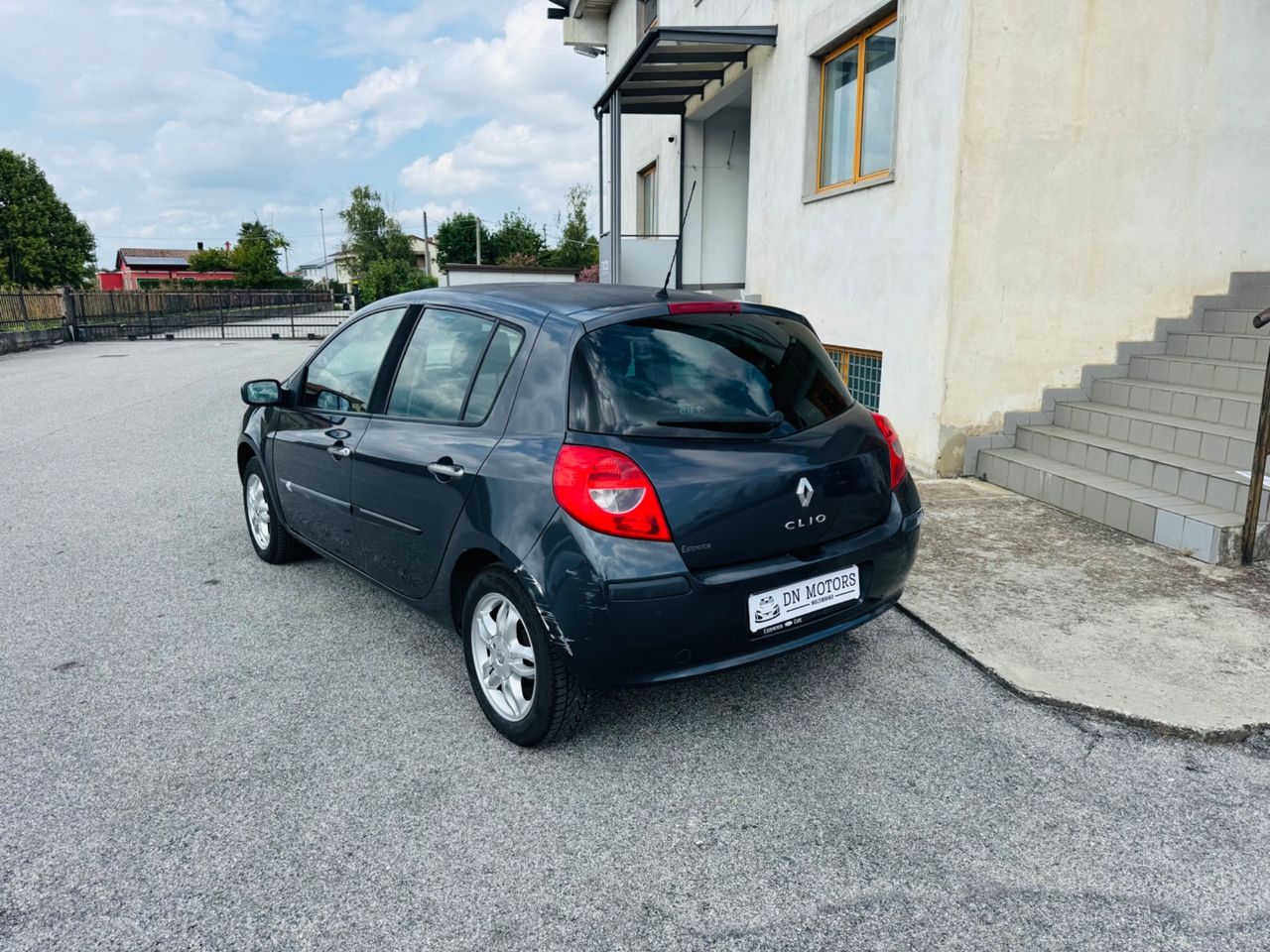 Renault Clio 2008 photo 4