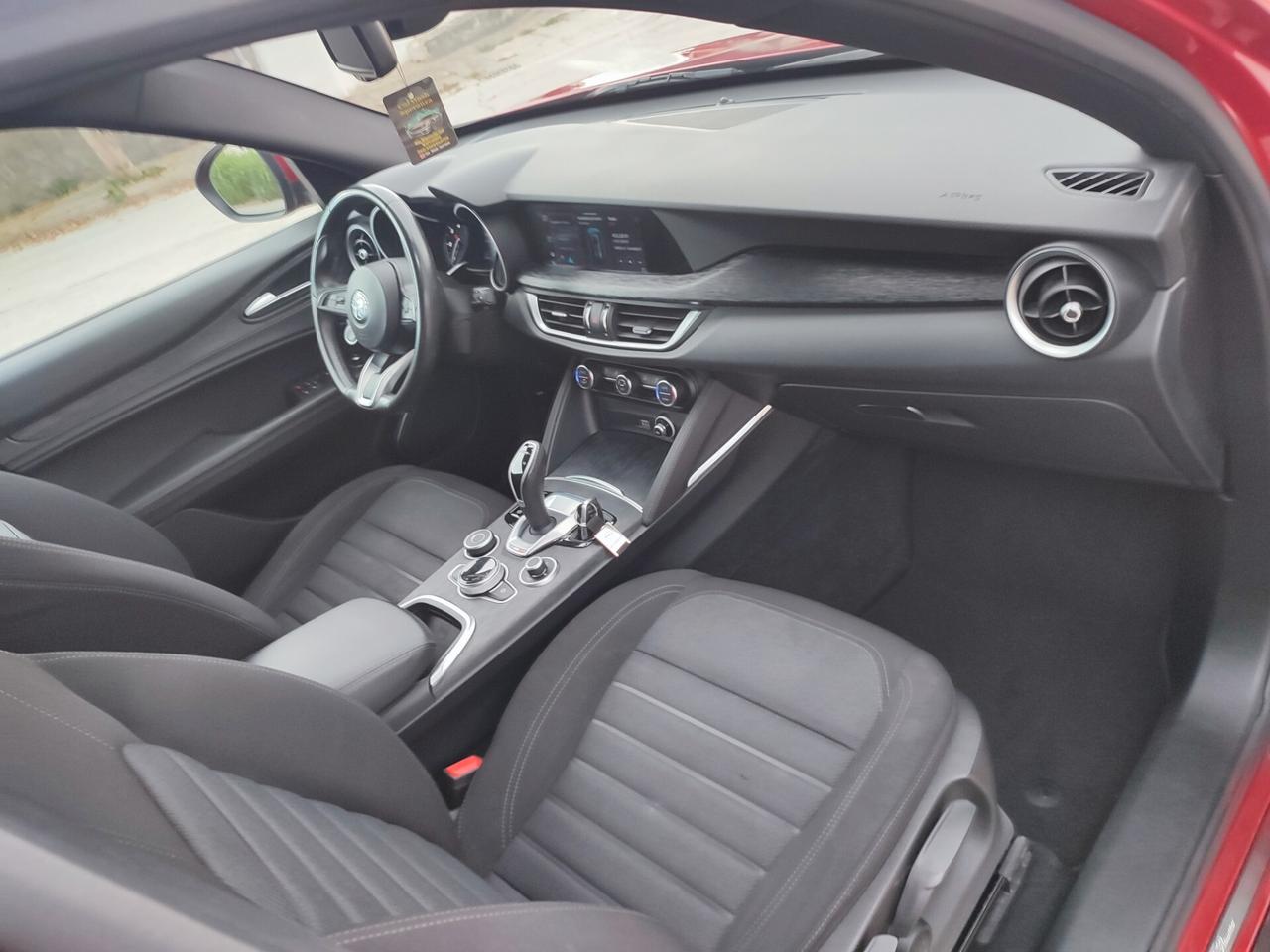 Alfa Romeo Stelvio Q4 SUPER SPORT 2.2 TDI 190 CV AT8 TELECAMERA NAVIGATORE KM CERTIFICATI