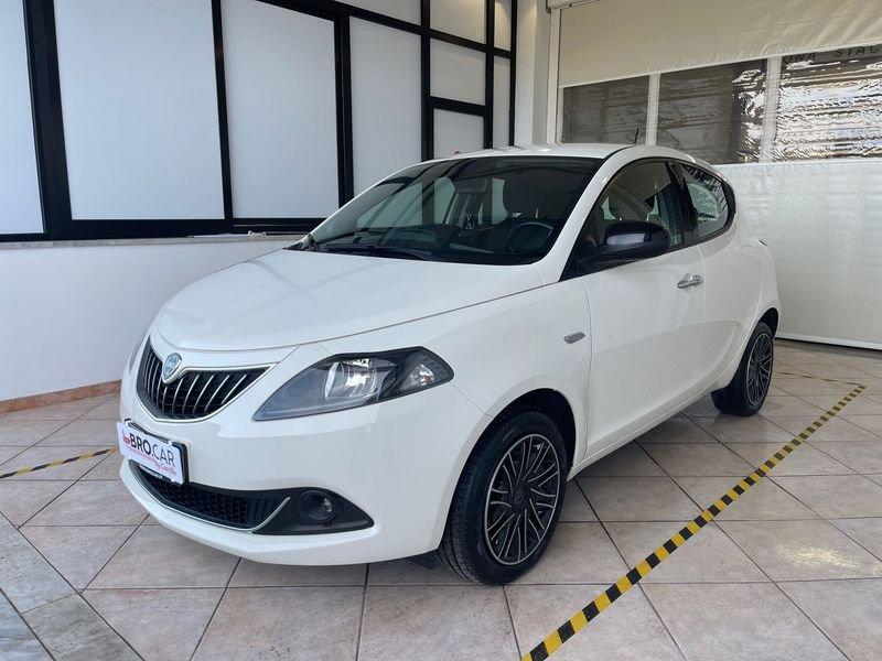 Lancia Ypsilon 1.0 FireFly 70cv S&S Hybrid GOLD PLUS