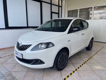 Lancia Ypsilon 1.0 FireFly 70cv S&S Hybrid GOLD PLUS