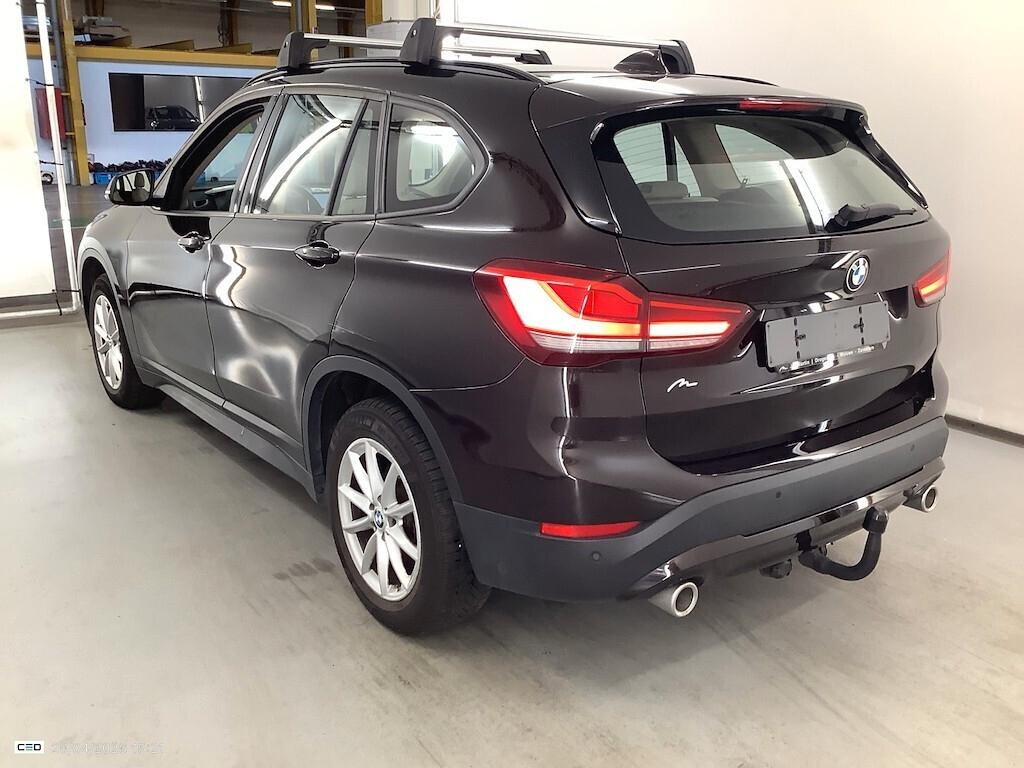 BMW X1 18D 136CV 6M. S-DRIVE BUSINESS ADVANTAGE ( FARI LED - CRUISE - PELLE - NAVI - PARK ASSISTANT - TELECAMERA POST. )