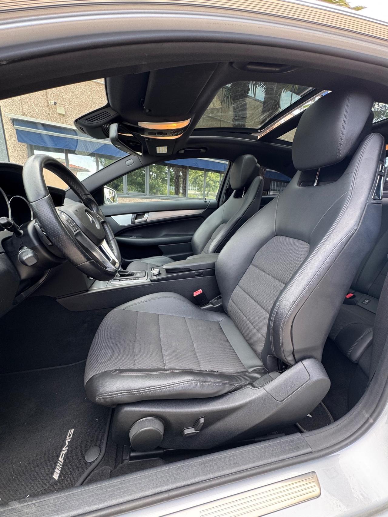 Mercedes-benz C 250 benzina 2012 AMG