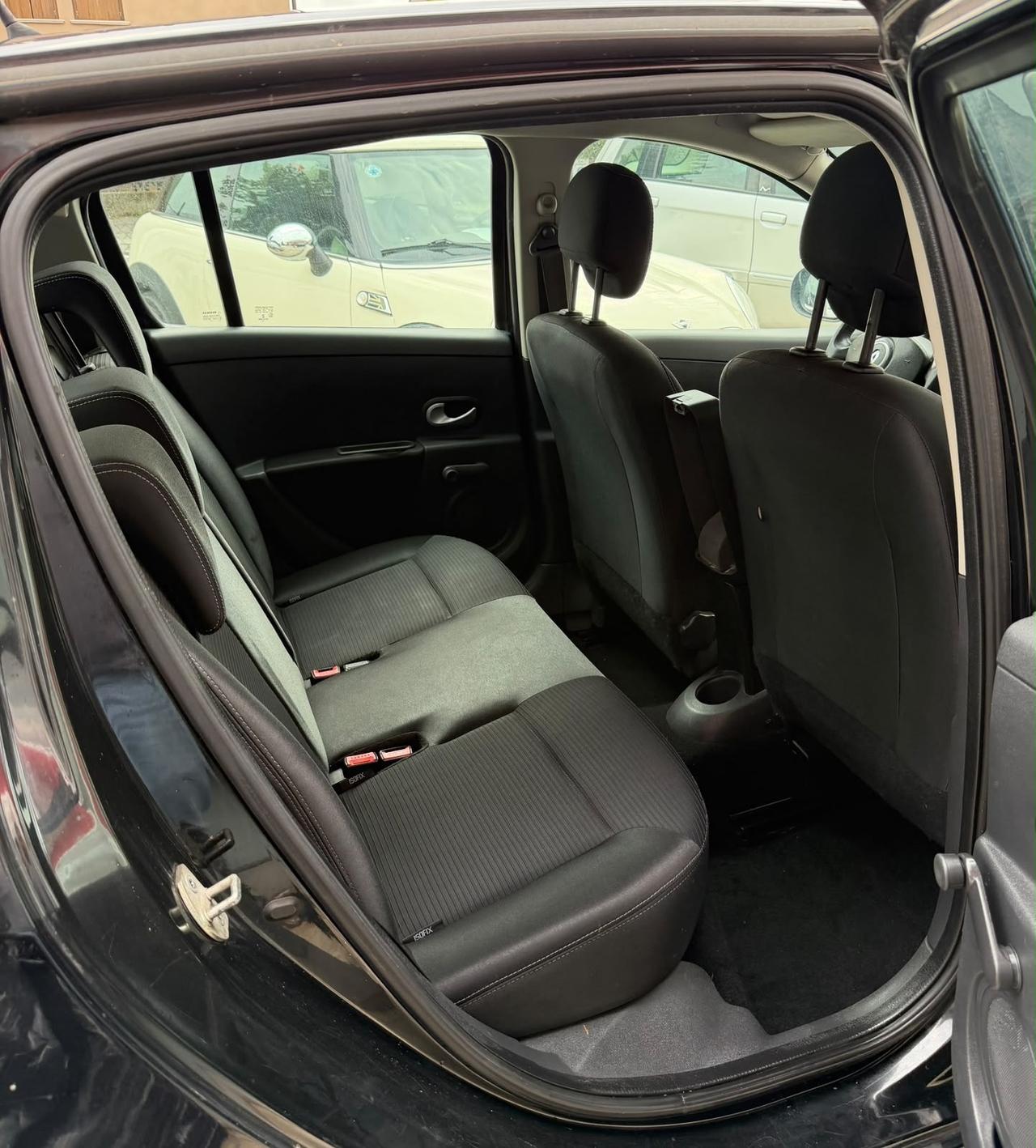 Renault Clio 1.2 16V 5 porte GPL Dynamique