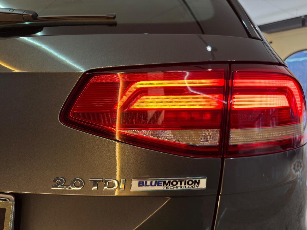 Volkswagen Passat Variant 2.0 TDI DSG Highline Blu