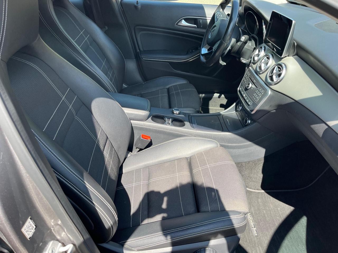 Mercedes-benz GLA 200 d Premium - 2016