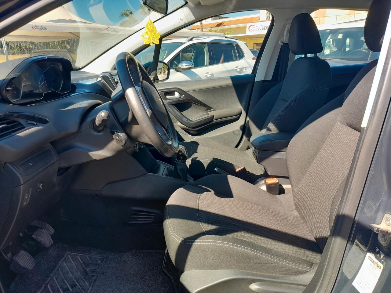 Peugeot 208 PureTech 82 5p. GPL Active