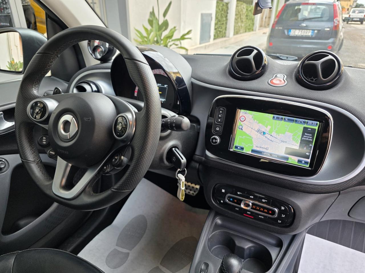 Smart ForTwo 1000 cc Turbo Autom. Prime+Led Diurni+Navy+Pelle...
