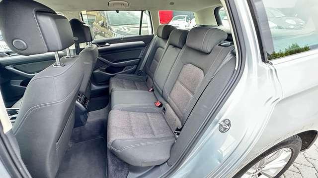 Volkswagen Passat Variant 1.6 TDi 120CV DSG Business