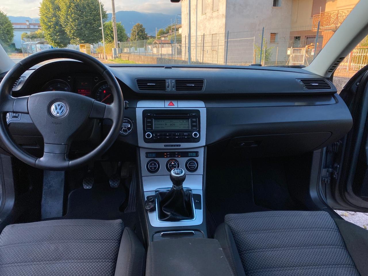 Volkswagen Passat 2.0TDI Highline OK NEOPATENTATI