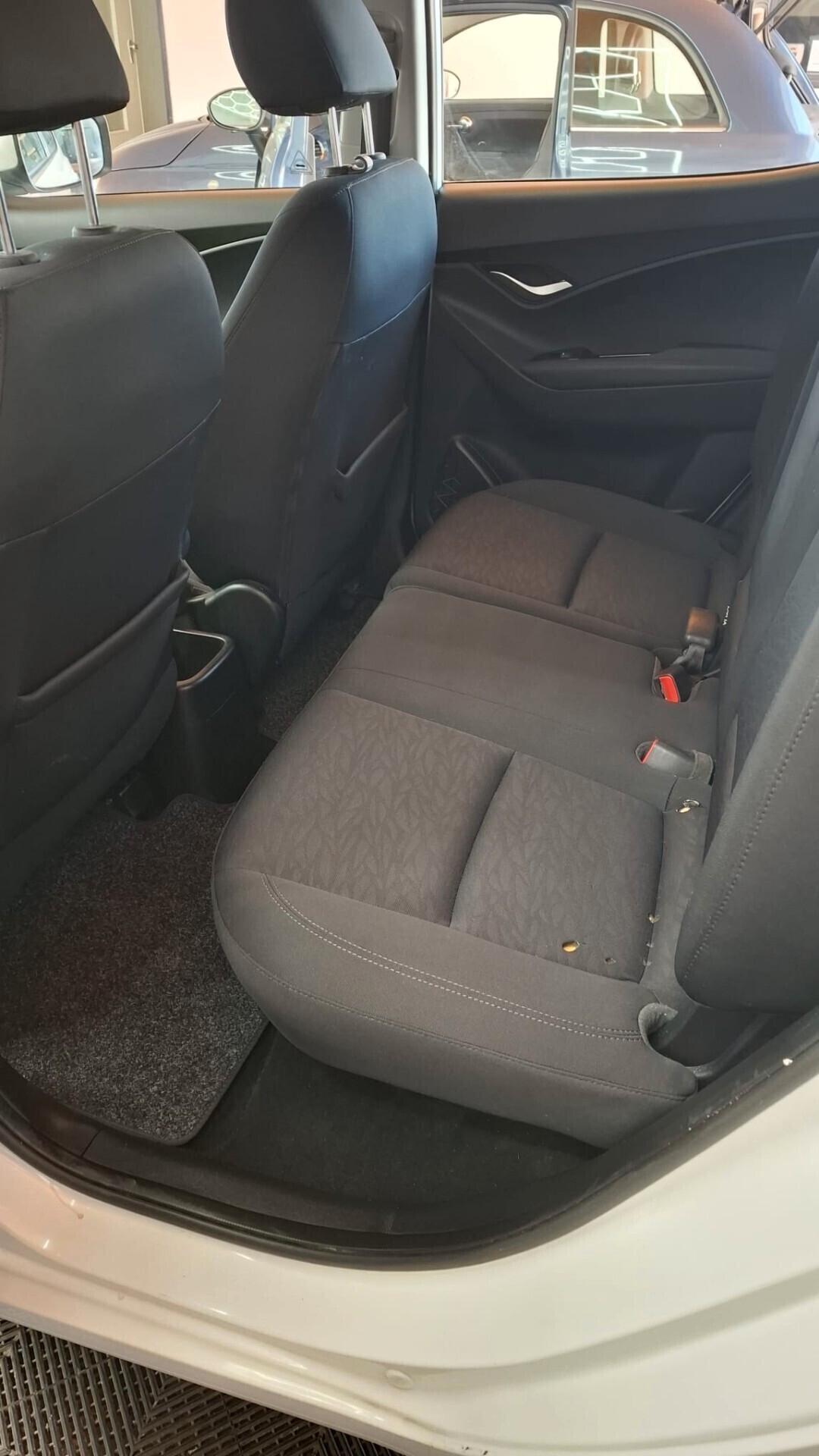 Hyundai iX20 1.4 CRDI 90 CV APP MODE