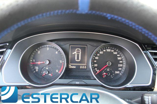 VOLKSWAGEN Passat Variant 1.6 TDI DSG Comfortline