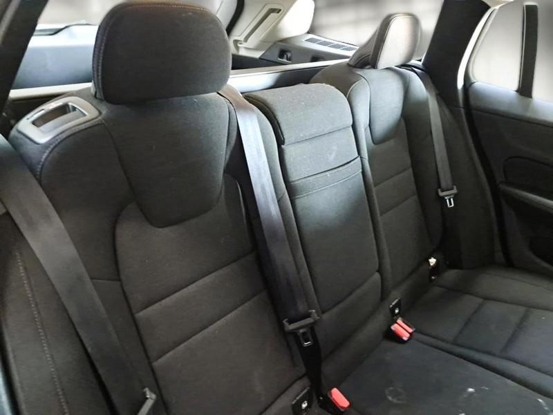 VOLVO V60 B4 D autom. Momentum Business Pro WAGON