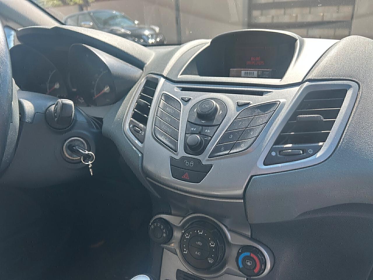 Ford Fiesta 1.4 5 porte Bz.- GPL Titanium