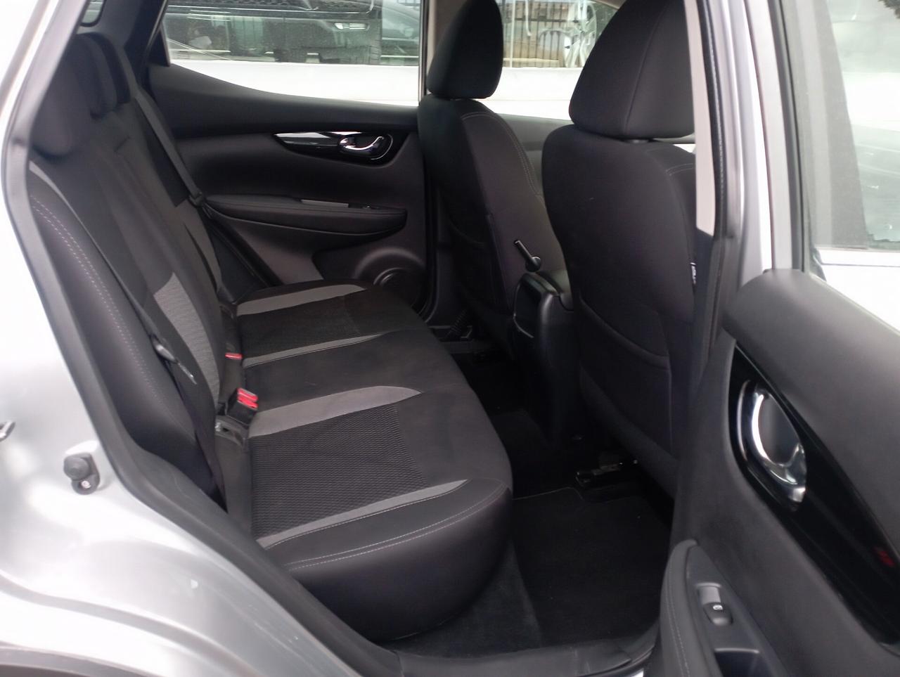 Nissan Qashqai 1.5 dCi Tekna