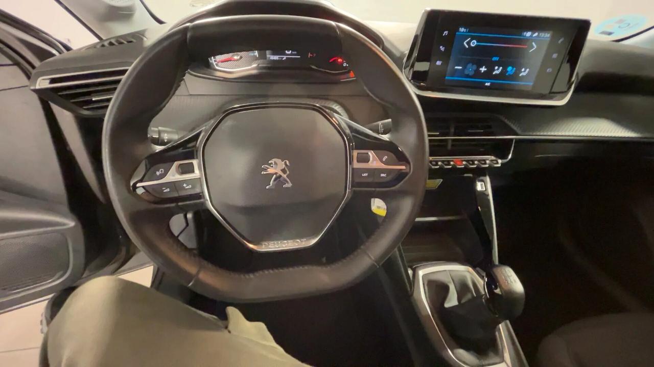 Peugeot 208 PureTech 75CV PERFETTA PER NEOPATENTATI!