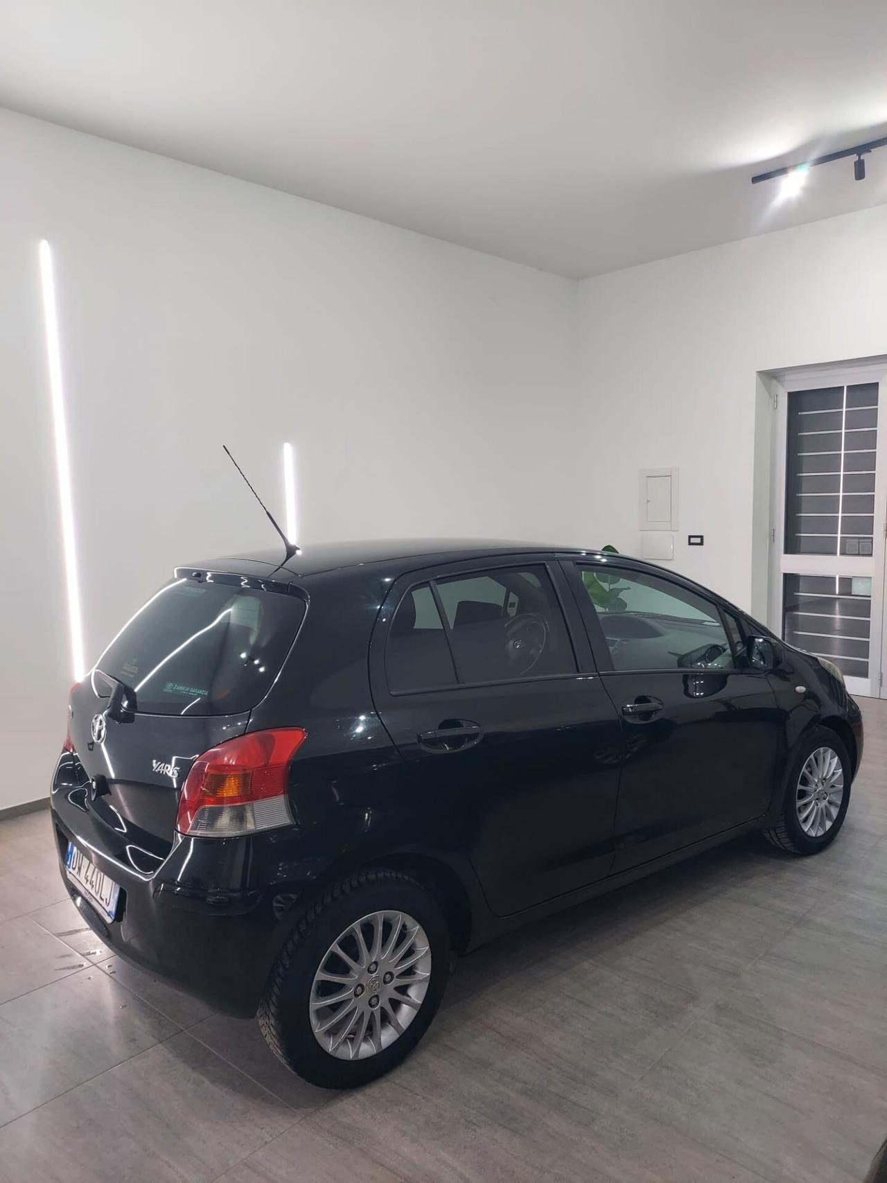 Toyota Yaris 1.3 5 porte M-MT Sol 2009