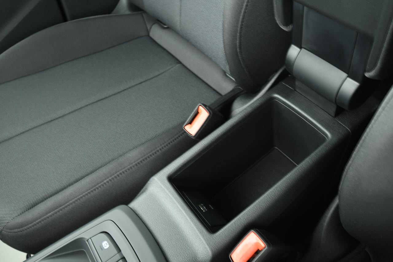 AUDI Q2 30 2.0 tdi Business s-tronic NEOPATENTATI+CAMERA+ACC