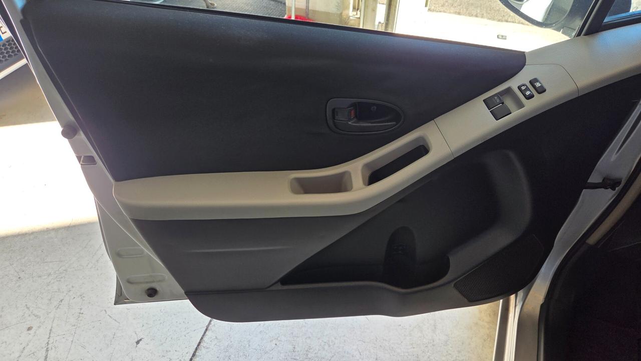 Toyota Yaris 1.0 5 porte Sol unico proprietario