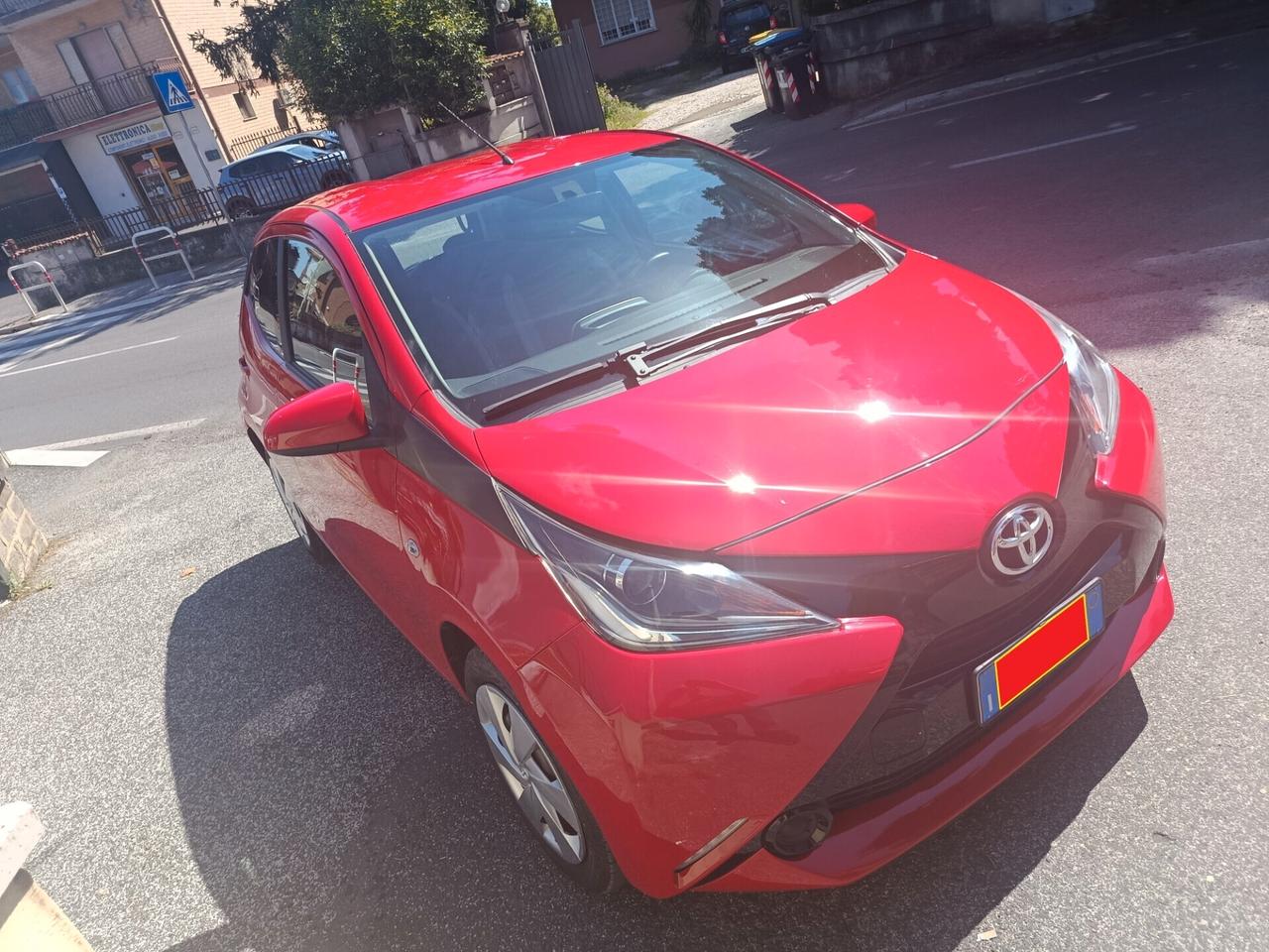 Toyota Aygo 1.0 VVT-i 69 CV 5 porte x-cite