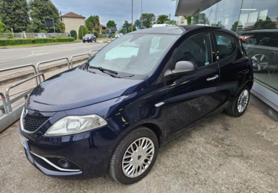 Lancia Ypsilon 1.2 69CV 5P GPL ELEFANTINO
