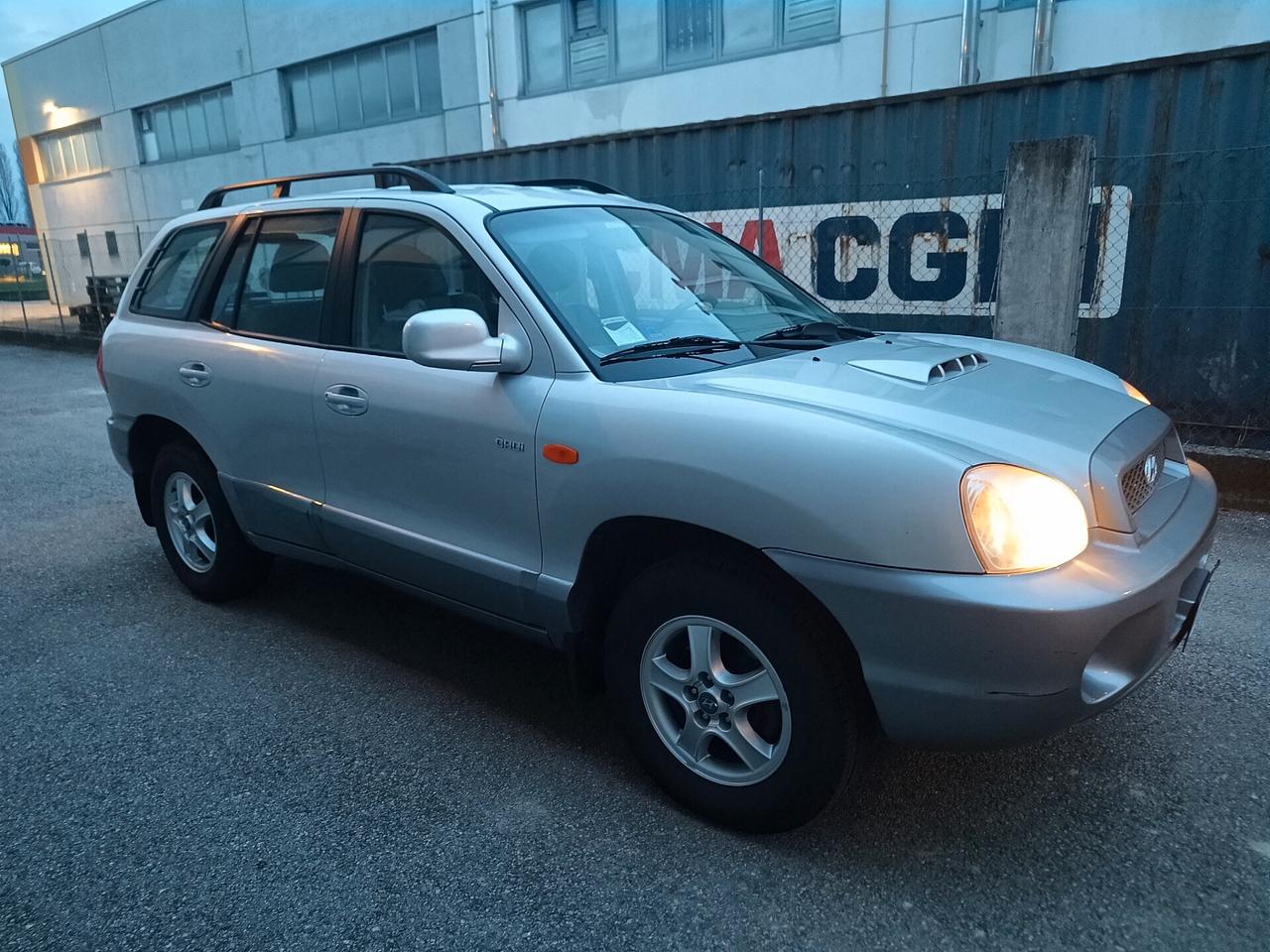 Hyundai Santa Fe 2.0 CRDi TD 4WD Plus