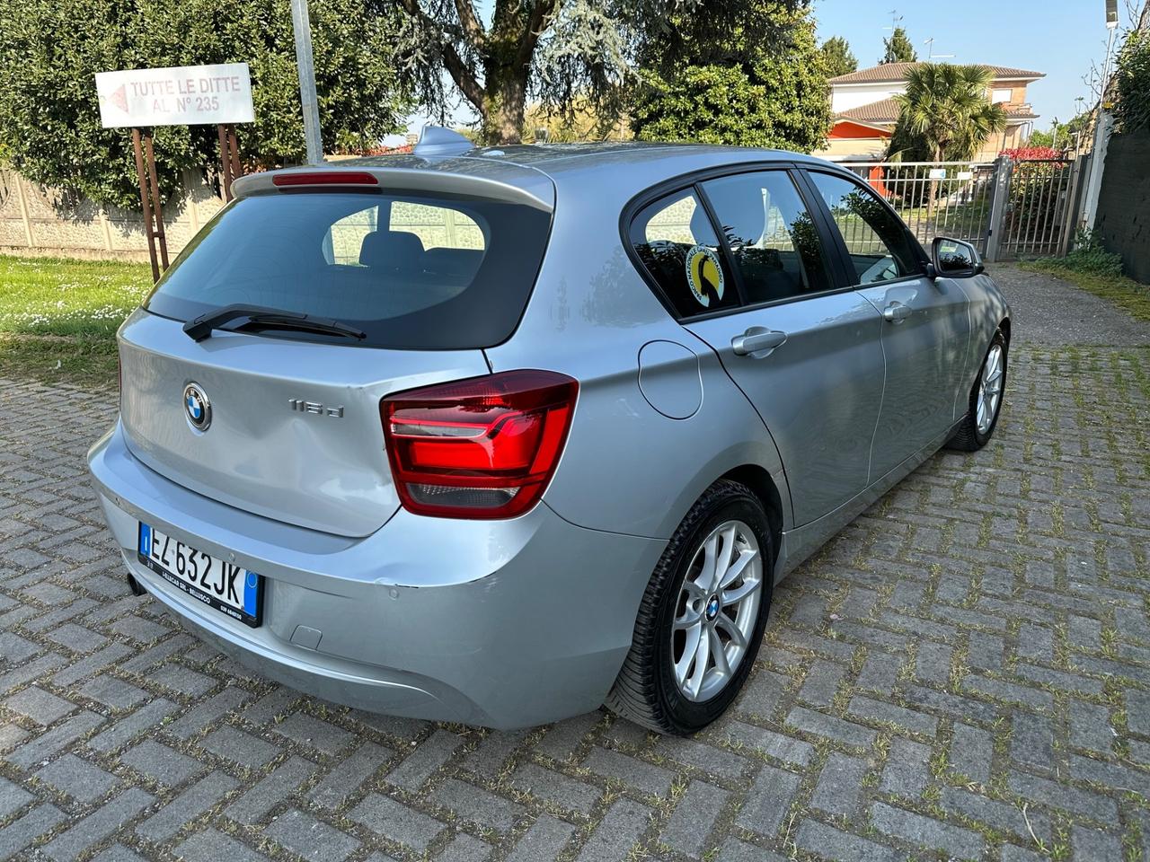 Bmw 116 116d 5p. Efficient Dynamics Urban