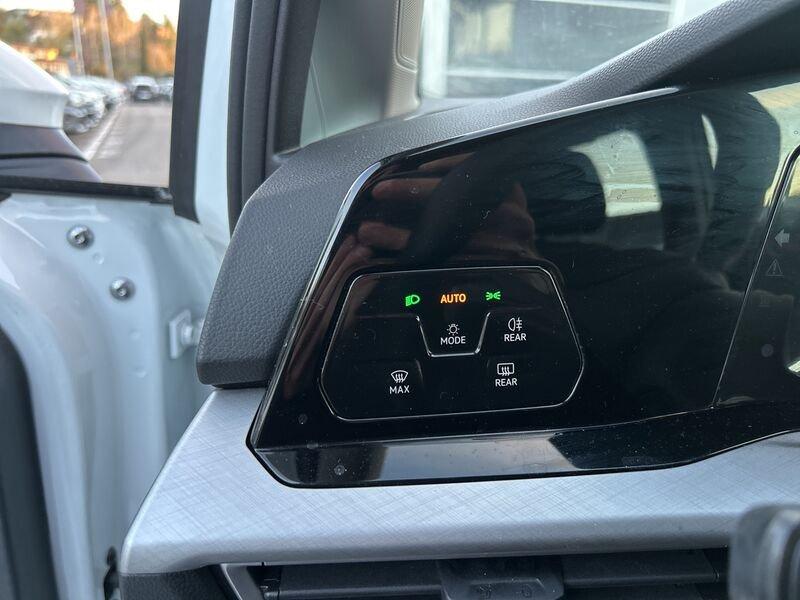 Volkswagen Golf VIII 2020 1.5 tsi evo Life 130cv