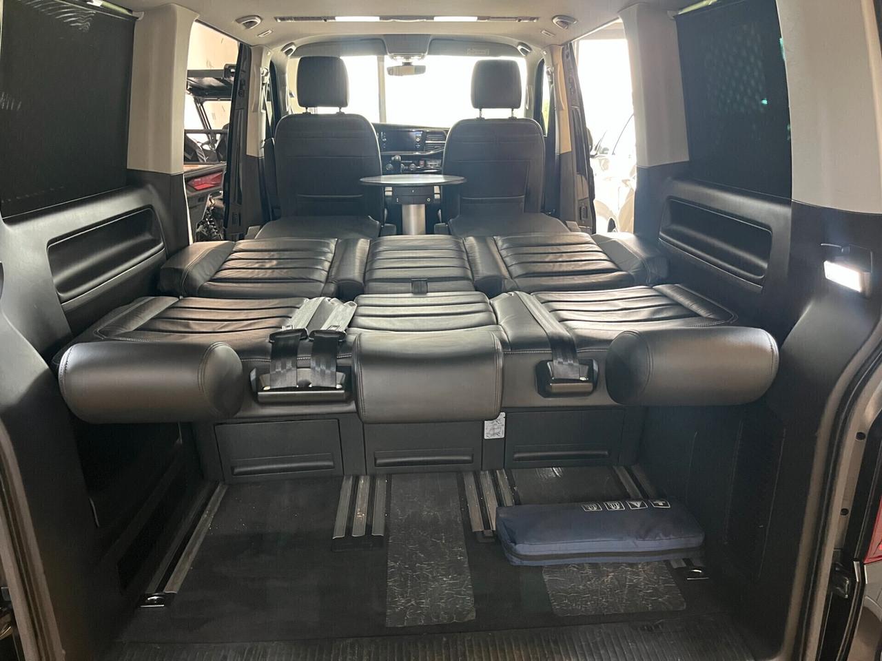 Volkswagen Multivan 2.0TDI T6.1 Highline 150cv dsg 7p