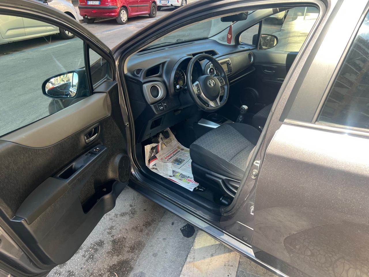 Toyota Yaris 1.0 5 porte style