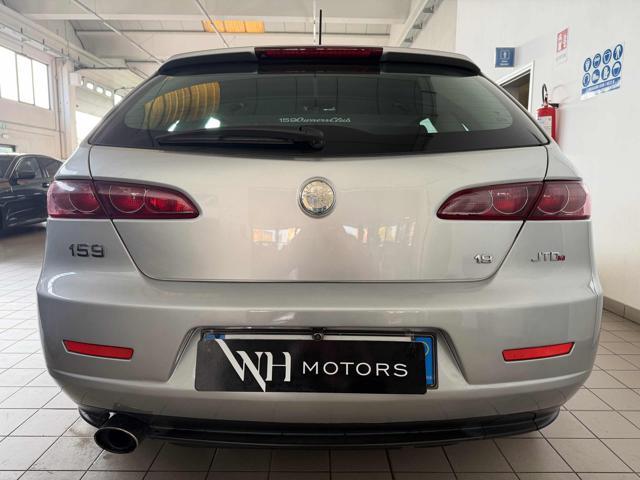 ALFA ROMEO 159 1.9 JTDm 16V Sportwagon Distinctive