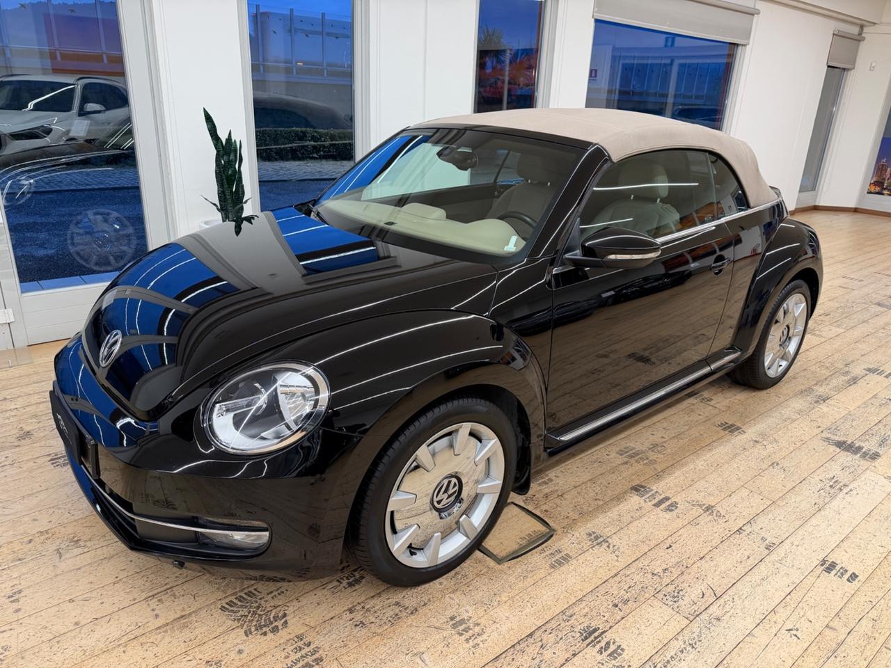 Volkswagen Maggiolino Cabrio 69.000 KM FULL