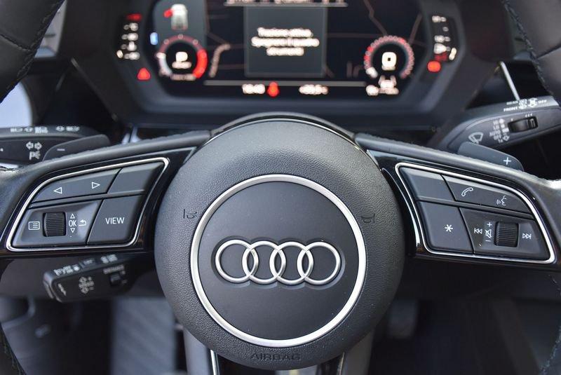 Audi A3 SPB 30 TDI S tronic Business *TELECAMERA, NAVI*