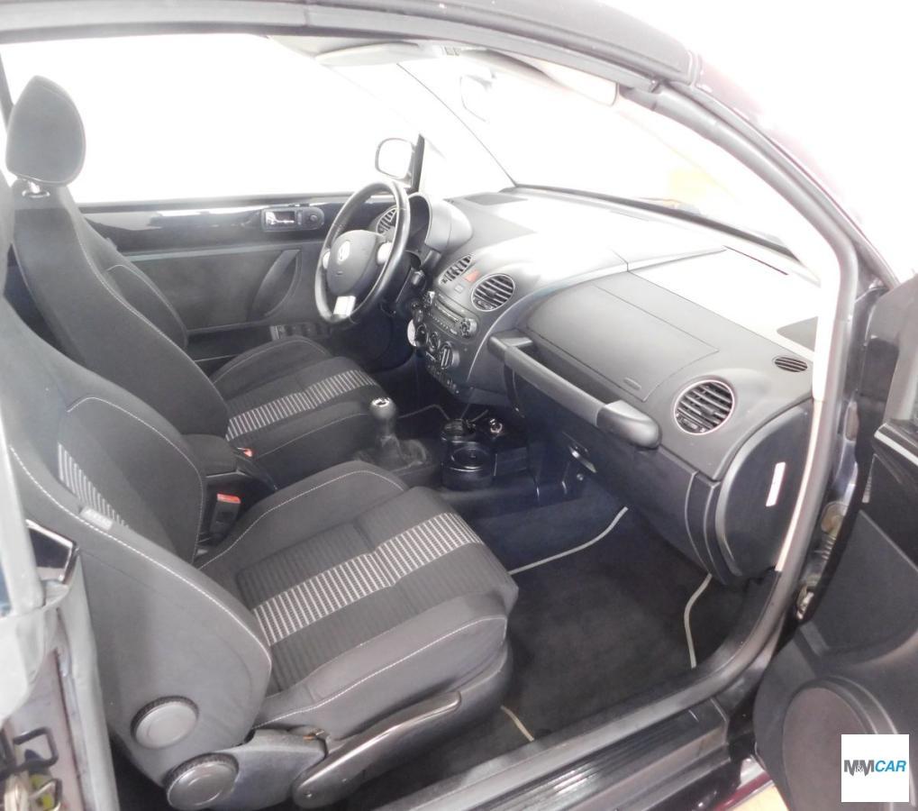 VOLKSWAGEN - New Beetle Cabrio - TDI 105CV