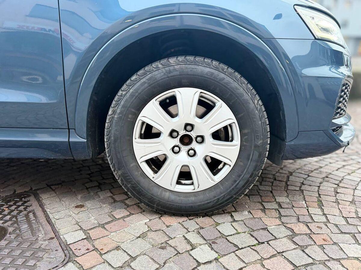 Audi Q3 1.4 tfsi cod S line edition s-tronic