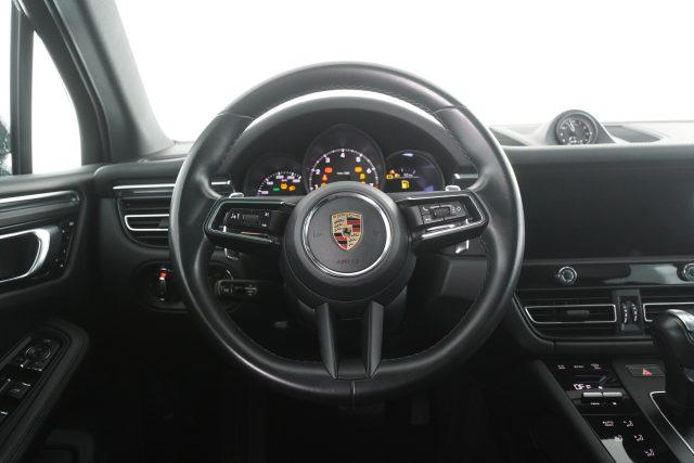 PORSCHE Macan Macan 2.0