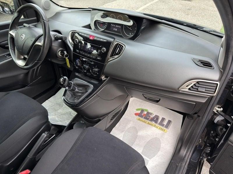 Lancia Ypsilon Ypsilon 5 porte 1.2 69cv Gold