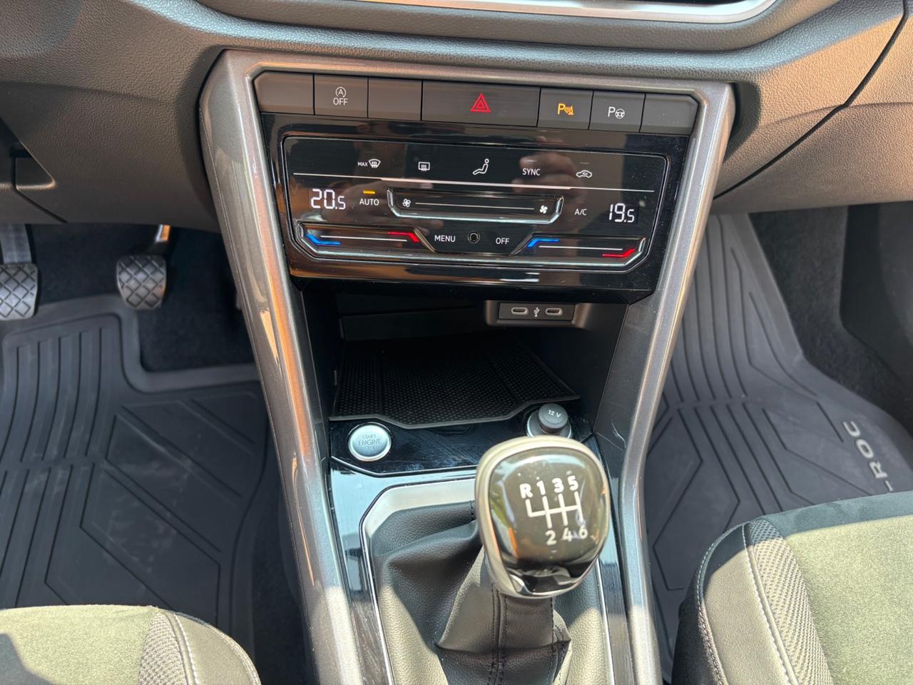 Volkswagen T-Roc 1.5 TSI 16000 Km - 03/2024