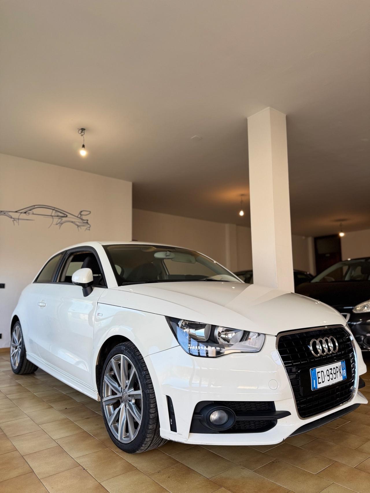 Audi A1 1.6 TDI 105 CV Attraction sline