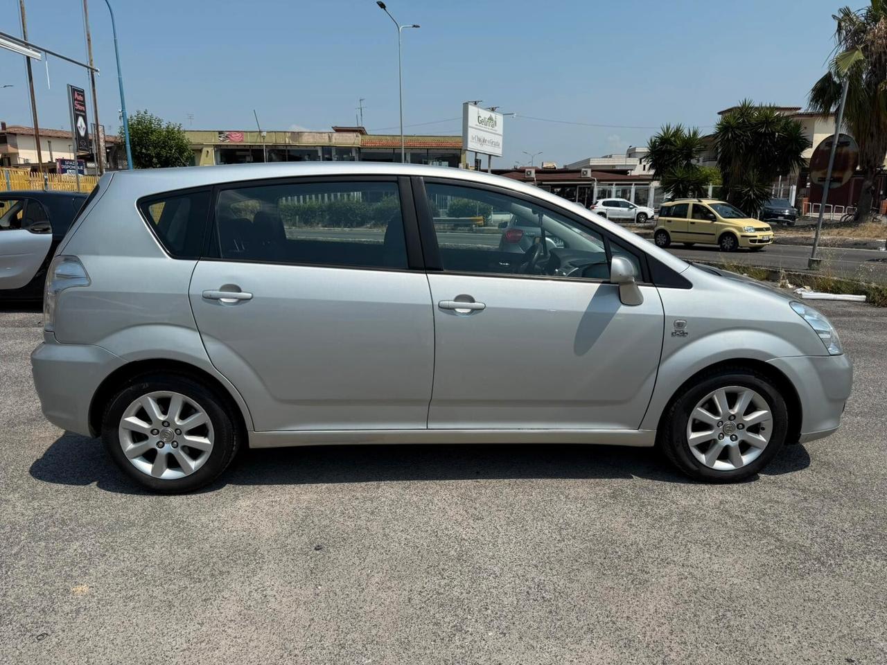 TOYOTA COROLLA VERSO 2.0 16V D-4D 116CV SOL
