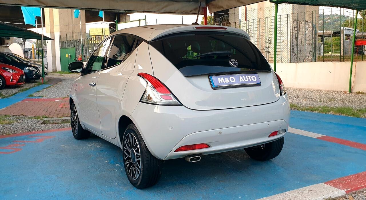 LANCIA YPSILON 1.2 BENZINA 2017 G.P.L DI CASA EURO6