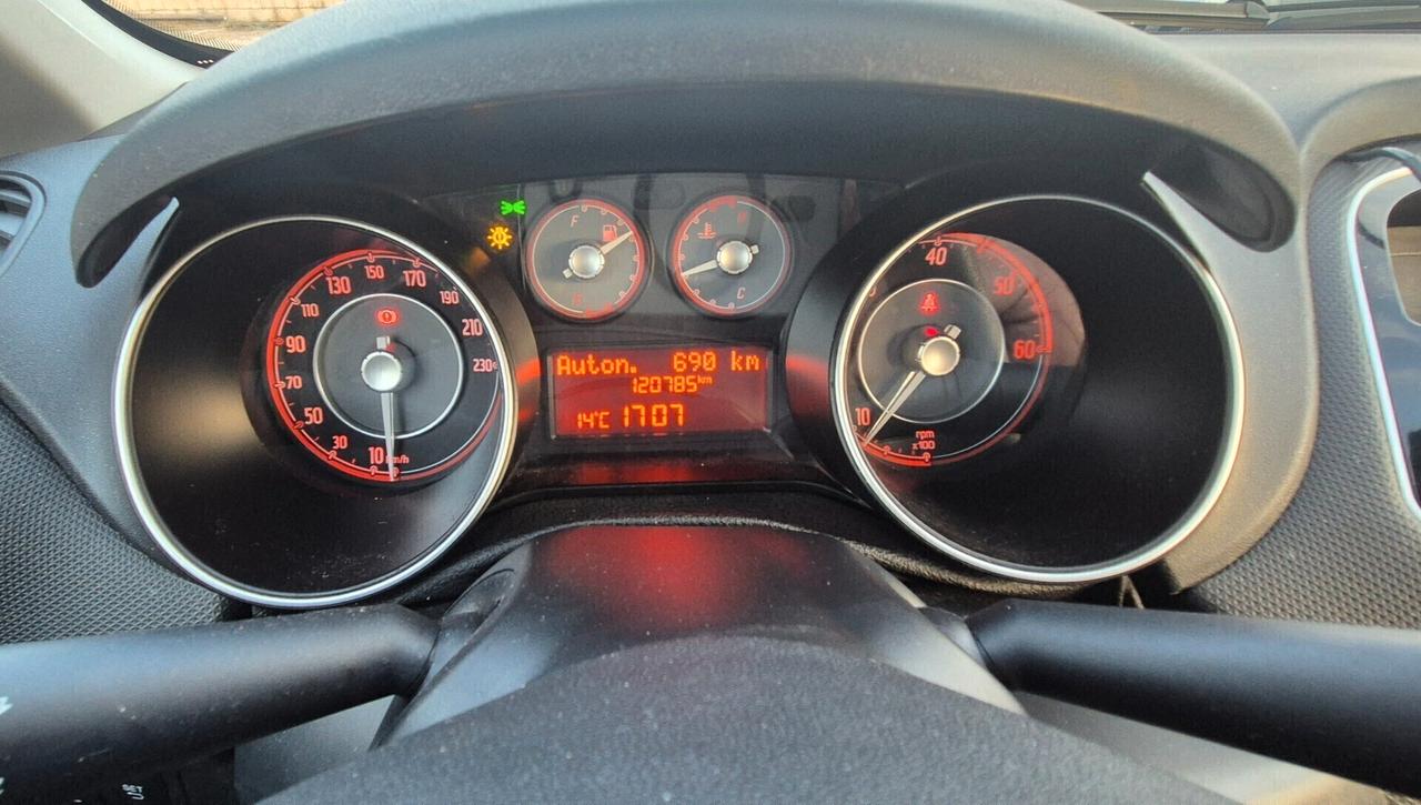 Fiat Punto 1.3 MJT II 75 CV 5 porte Street