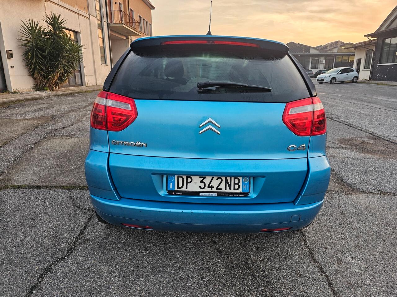 Citroen C4 Picasso 1.8 75000 KM